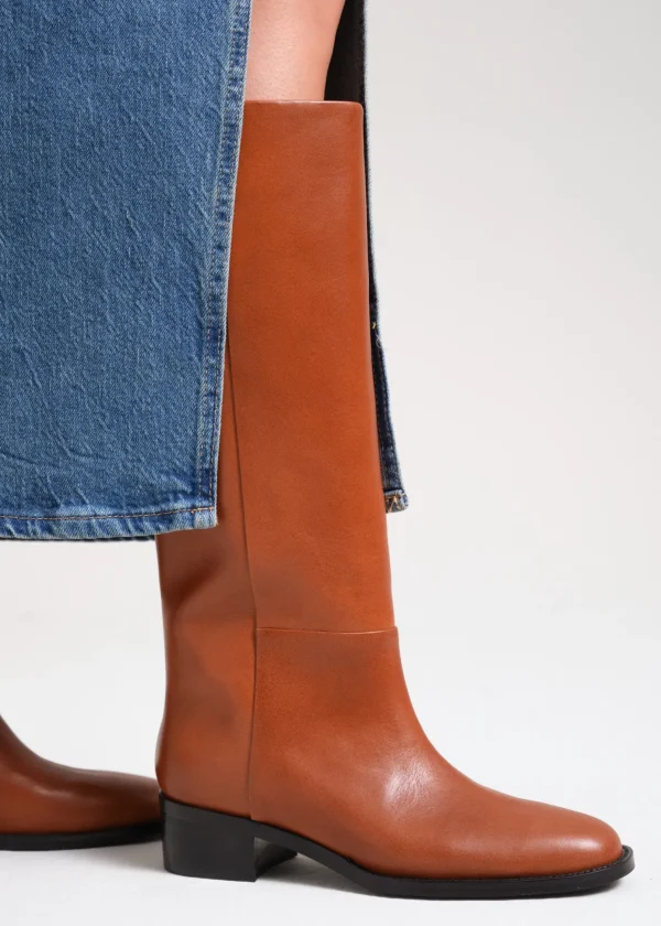 JULIETTA KNEE-BOOTS