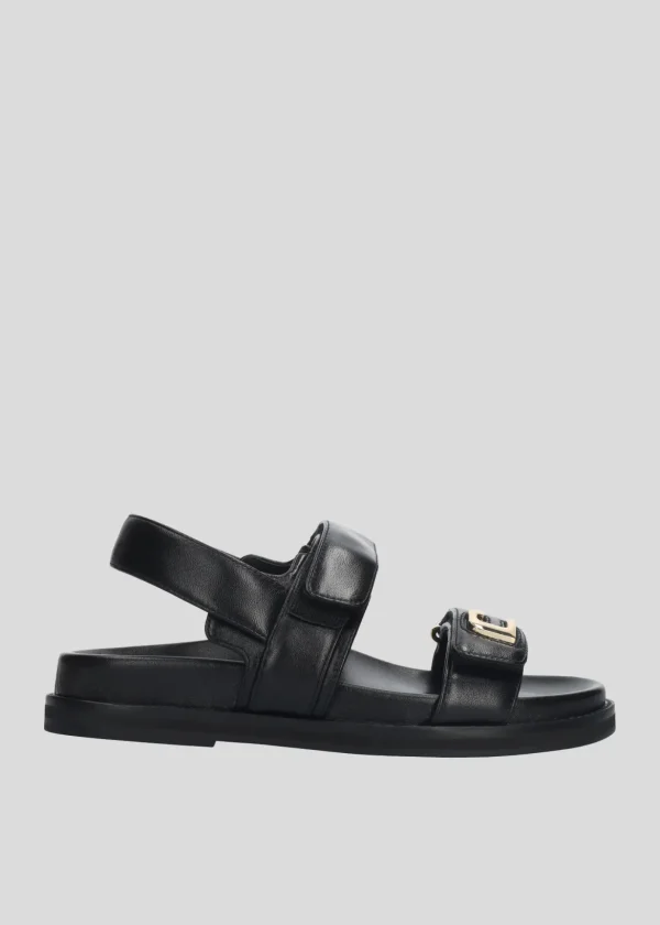 LOLA FLATS