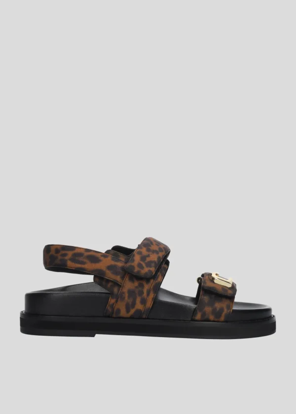 LOLA FLATS