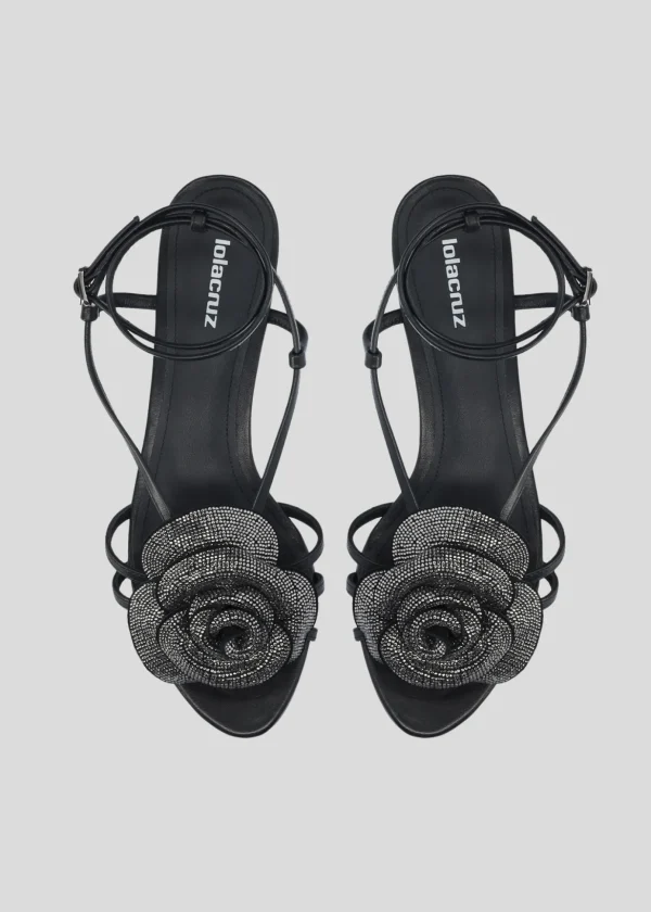 ROSE FLAT