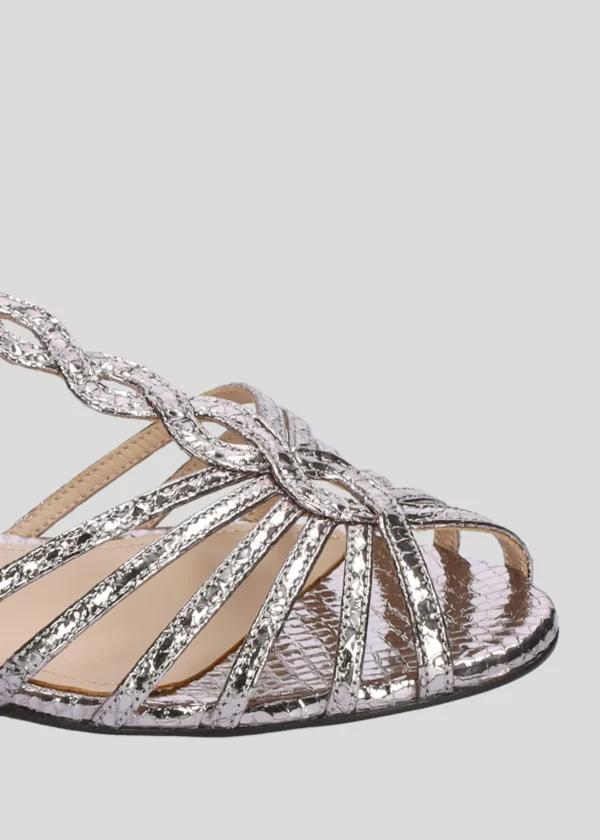 TANGO FLAT